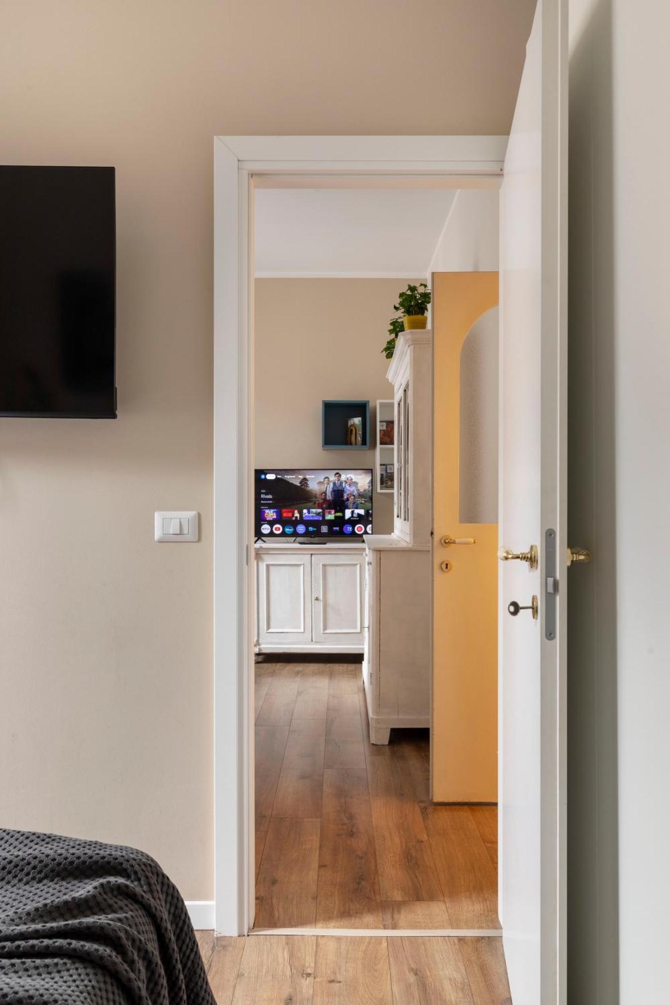 Volta Accomodation Μιλάνο Εξωτερικό φωτογραφία